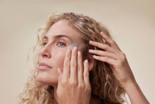 Load image into Gallery viewer, Un-Wrinkle Microdart Patches